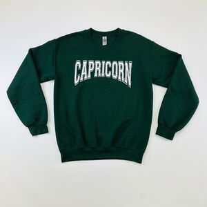 Capricorn Varsity graphic evergreen crew neck fleece womens sweatshirt Small
